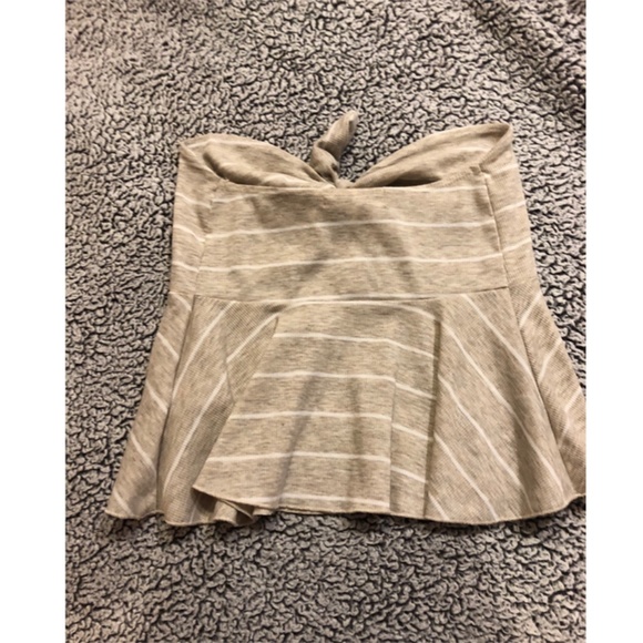 Truly Madly Deeply - Tan Tie Crop Top - Picture 3 of 4